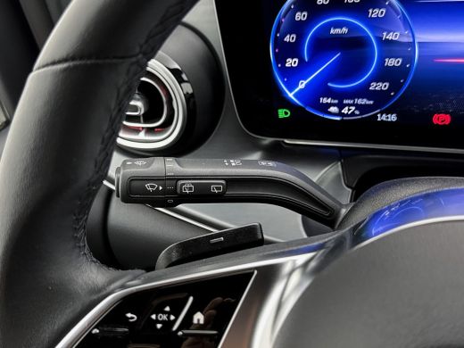 Mercedes-Benz EQV 300 L2 90kWh 7 persoons Leder Elektr schuifdeuren AMG line 360 camera ActivLease financial lease