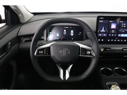 MG MGS5 EV Luxury 64 kWh | 360* Camera | 100% SOH | Adaptieve Cruise Control | Elektrische Achterklep | Warm... ActivLease financial lease