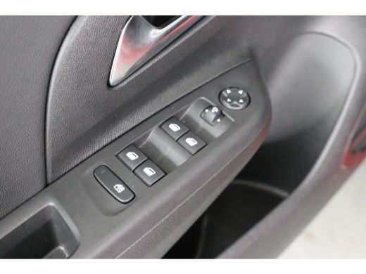 Opel Corsa 1.2 Elegance | Dealer Onderhouden! | Navi | Camera | Clima | Keyless  | Parkeersensoren | LED | H... ActivLease financial lease