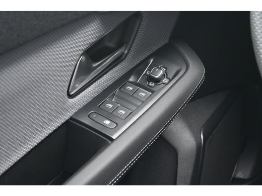 Opel Grandland Business Edition 97 kWh Long Range DEMO-DEAL! | Schuif-/Kanteldak | FOCAL | Stoel/Stuurverwarming... ActivLease financial lease