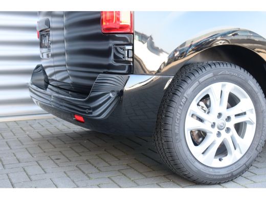 Opel Vivaro 2.0D 180PK L2H1 INNOVATION AUTOMAAT NAVI / CLIMA / FULL-LED / 17" LMV / CAMERA / 1E EIGENAAR / UN... ActivLease financial lease