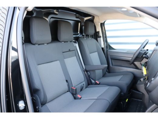 Opel Vivaro 2.0D 180PK L2H1 INNOVATION AUTOMAAT NAVI / CLIMA / FULL-LED / 17" LMV / CAMERA / 1E EIGENAAR / UN... ActivLease financial lease