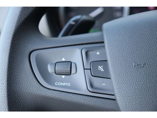 Opel Vivaro 2.0D 180PK L2H1 INNOVATION AUTOMAAT NAVI / CLIMA / FULL-LED / 17" LMV / CAMERA / 1E EIGENAAR / UN... ActivLease financial lease