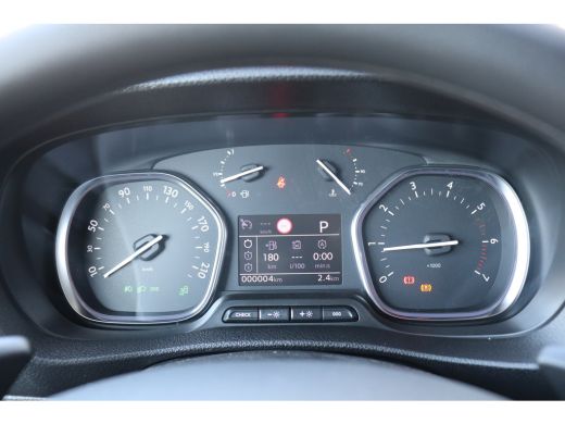 Opel Vivaro 2.0D 180PK L2H1 INNOVATION AUTOMAAT NAVI / CLIMA / FULL-LED / 17" LMV / CAMERA / 1E EIGENAAR / UN... ActivLease financial lease