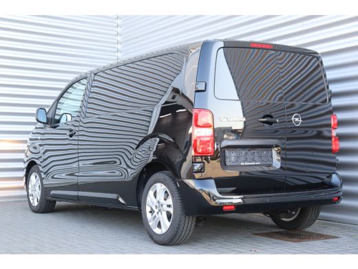 Opel Vivaro 2.0D 180PK L2H1 INNOVATION AUTOMAAT NAVI / CLIMA / FULL-LED / 17" LMV / CAMERA / 1E EIGENAAR / UN... ActivLease financial lease