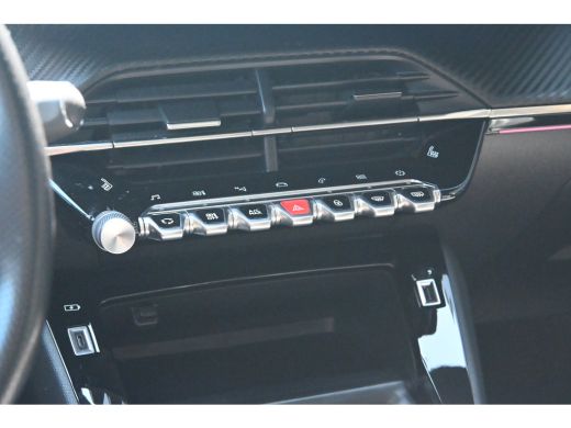 Peugeot 208 1.2 PureTech GT Pack | Panoramadak | Navigatie | Achteruitrijcamera | Adaptive Cruise | Climate C... ActivLease financial lease