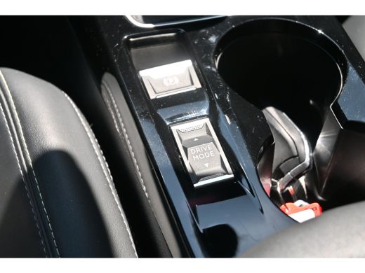 Peugeot 208 1.2 PureTech GT Pack | Panoramadak | Navigatie | Achteruitrijcamera | Adaptive Cruise | Climate C... ActivLease financial lease