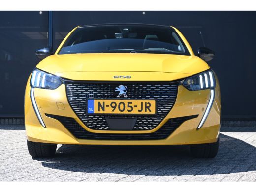 Peugeot 208 1.2 PureTech GT Pack | Panoramadak | Navigatie | Achteruitrijcamera | Adaptive Cruise | Climate C... ActivLease financial lease