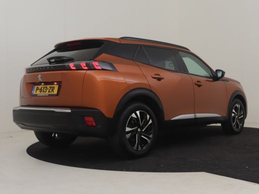 Peugeot e-2008 EV Allure Pack 50 kWh 136PK | Achteruitrijcamera | Navigatie | Apple carplay Android auto | Clima... ActivLease financial lease