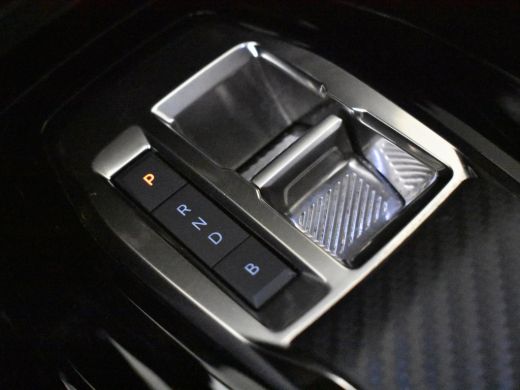 Peugeot e-2008 EV Allure Pack 50 kWh 136PK | Achteruitrijcamera | Navigatie | Apple carplay Android auto | Clima... ActivLease financial lease