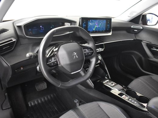 Peugeot e-2008 EV Allure Pack 50 kWh 136PK | Achteruitrijcamera | Navigatie | Apple carplay Android auto | Clima... ActivLease financial lease