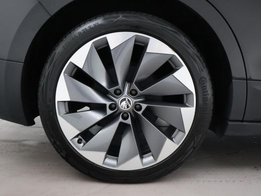 Skoda Enyaq iV 60 FIRST EDITION + CHRYSTAL LIGHTNING | 21 INCH | ADAPTIVE CRUISE | MEMORY | SFEERVERLICHTING ActivLease financial lease