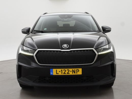 Skoda Enyaq iV 60 FIRST EDITION + CHRYSTAL LIGHTNING | 21 INCH | ADAPTIVE CRUISE | MEMORY | SFEERVERLICHTING ActivLease financial lease
