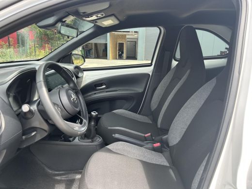 Toyota Aygo 1.0 VVT-i MT ActivLease financial lease