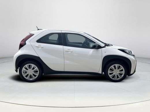 Toyota Aygo 1.0 VVT-i MT ActivLease financial lease