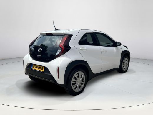 Toyota Aygo 1.0 VVT-i MT ActivLease financial lease
