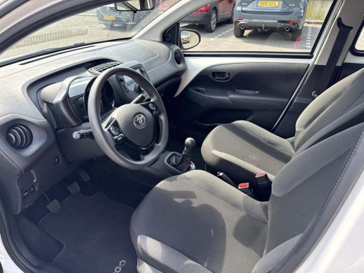 Toyota Aygo 1.0 VVT-i x-fun | Airco | NAP | Dealer onderhouden ActivLease financial lease