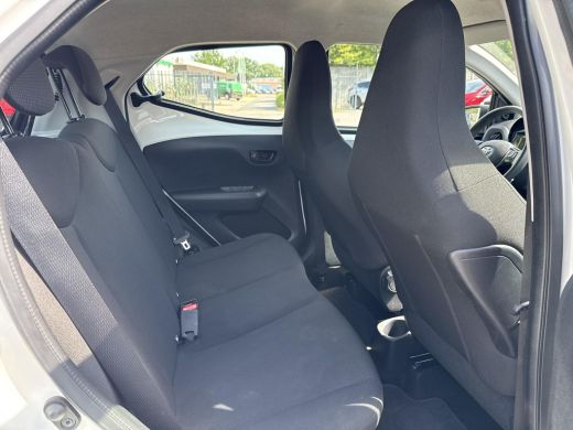 Toyota Aygo 1.0 VVT-i x-fun | Airco | NAP | Dealer onderhouden ActivLease financial lease