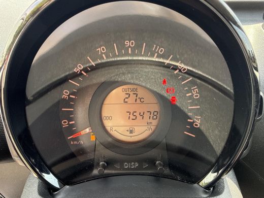 Toyota Aygo 1.0 VVT-i x-fun | Airco | NAP | Dealer onderhouden ActivLease financial lease