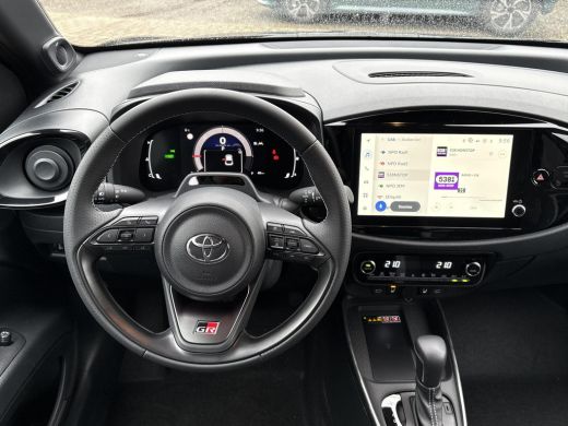 Toyota Aygo Hybrid 115 GR Sport **STORM GREY/ NIEUWE AUTO** ActivLease financial lease