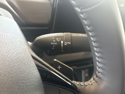 Toyota C-HR+ First Edition 77 kWh **MINERAL METALLIC/ ELEKTRISCH/ NIEUWE AUTO** ActivLease financial lease