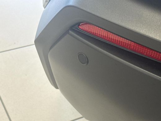 Toyota C-HR+ First Edition 77 kWh **MINERAL METALLIC/ ELEKTRISCH/ NIEUWE AUTO** ActivLease financial lease