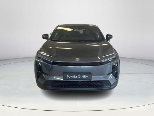 Toyota C-HR+ First Edition 77 kWh **MINERAL METALLIC/ ELEKTRISCH/ NIEUWE AUTO** ActivLease financial lease