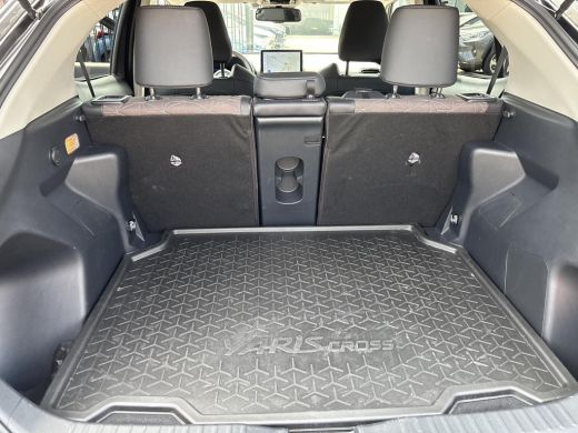 Toyota Yaris Cross 1.5 Hybrid 130 Executive | Parkeersensoren | Navigatie | Rondomzicht camera | ActivLease financial lease