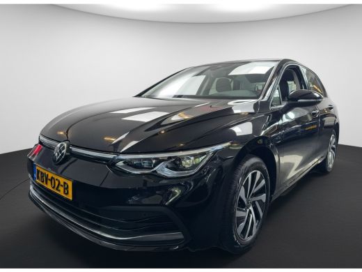 Volkswagen Golf 1.4 eHybrid 204PK PHEV DSG STYLE CAMERA/CARPLAY/SFEERVERL. ActivLease financial lease