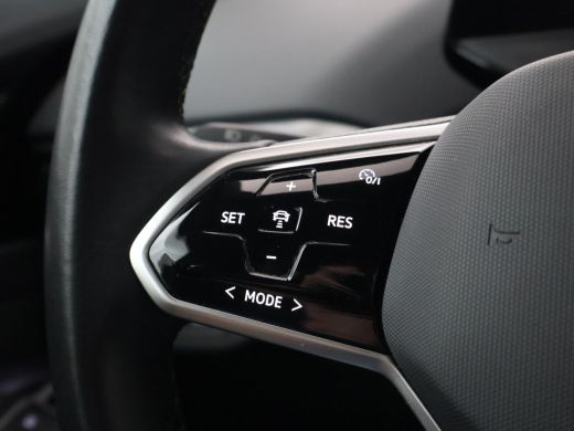 Volkswagen ID.4 PRO 77 kWh 204 PK MOONSTONE GREY + CAMERA | ADAPTIVE CRUISE | SFEER | STOELVERWARMING ActivLease financial lease