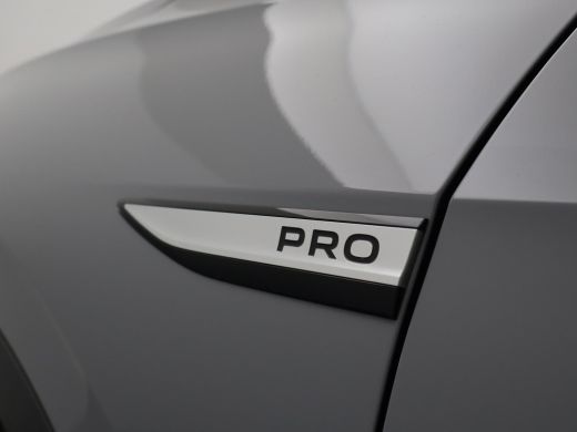 Volkswagen ID.4 PRO 77 kWh 204 PK MOONSTONE GREY + CAMERA | ADAPTIVE CRUISE | SFEER | STOELVERWARMING ActivLease financial lease