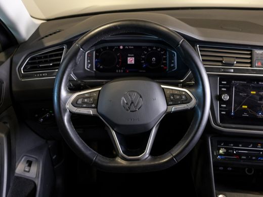 Volkswagen Tiguan 1.5 TSI Life Business / 150pk / Achteruitrij camera / Stoel en stuur verwarming / ActivLease financial lease