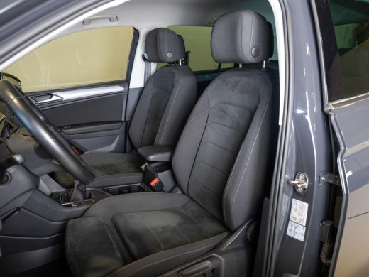Volkswagen Tiguan 1.5 TSI Life Business / 150pk / Achteruitrij camera / Stoel en stuur verwarming / ActivLease financial lease
