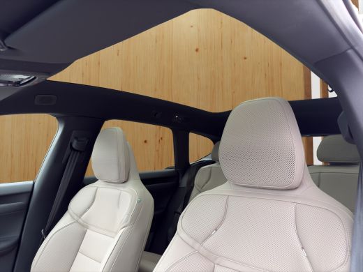 Volvo  EX60 375 kW P10 electric Ultra AWD | BLIS | Stoel + Stuur Verwarming | Stoel Massage | 360 Camera | Pi... ActivLease financial lease