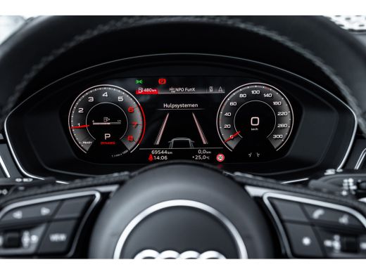 Audi A4 Avant 35 TFSI S edition Competition ActivLease financial lease