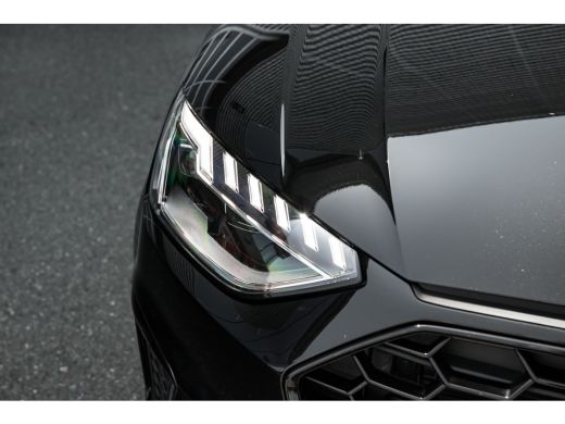 Audi A4 Avant 35 TFSI S edition Competition ActivLease financial lease