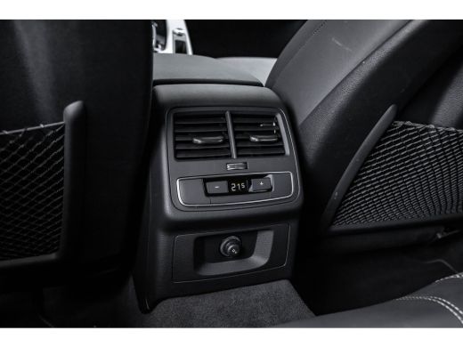 Audi A4 Avant 35 TFSI S edition Competition ActivLease financial lease