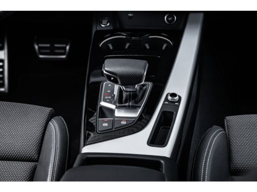 Audi A4 Avant 35 TFSI S edition Competition ActivLease financial lease