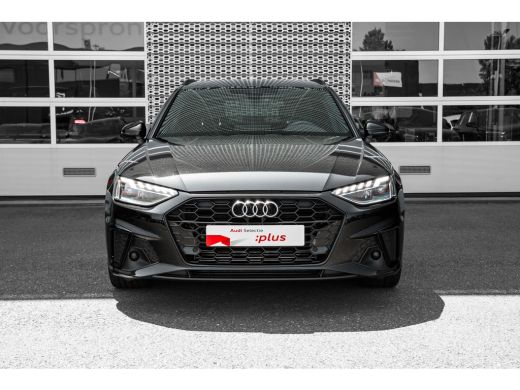 Audi A4 Avant 35 TFSI S edition Competition ActivLease financial lease