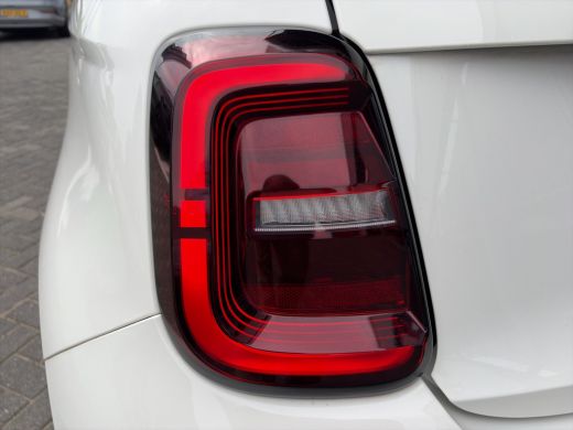 Fiat 500 Icon 118pk 42 kWh | SOH 93% |  Navigatie | Climate control | Bluetooth | LM Velgen | Cruise contr... ActivLease financial lease