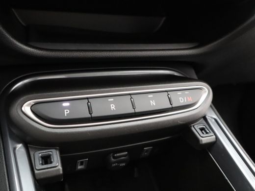 Fiat 600 1.2 Hybrid Urban | Automaat | Camera | Navi | Cruise | Clima | PDC V+A | 17" LMV | Carplay | ActivLease financial lease