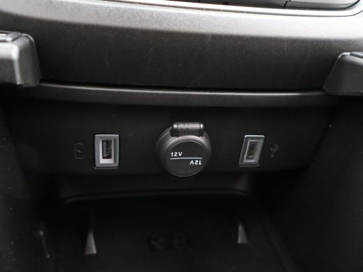 Fiat 600 1.2 Hybrid Urban | Automaat | Camera | Navi | Cruise | Clima | PDC V+A | 17" LMV | Carplay | ActivLease financial lease