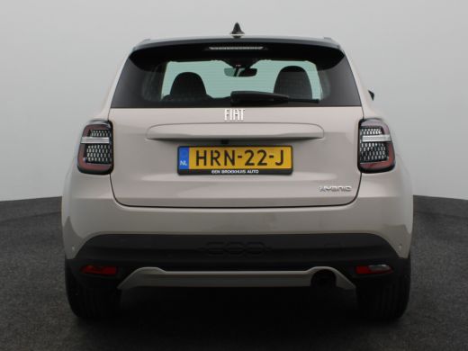 Fiat 600 1.2 Hybrid Urban | Automaat | Camera | Navi | Cruise | Clima | PDC V+A | 17" LMV | Carplay | ActivLease financial lease