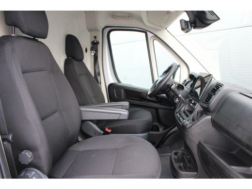 Fiat Ducato 2.2 MultiJet 180pk S&S L2H2 3.5t | Automaat | Navigatie | Camera | Climate control | Parkeersenso... ActivLease financial lease