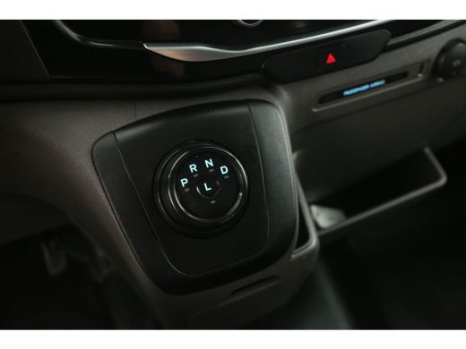 Ford E-Transit L3H3 68 kWh 184PK | Snelladen | SOH 95% | Clima | Camera | Cruise | 3 Zits | Carplay ActivLease financial lease