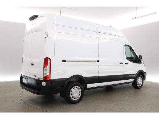 Ford E-Transit L3H3 68 kWh 184PK | Snelladen | SOH 95% | Clima | Camera | Cruise | 3 Zits | Carplay ActivLease financial lease