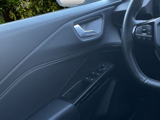 Ford Puma 1.0 EcoBoost Hybrid Titanium | NL auto | 1e eig. | Navi | Draadloos Apple Carplay | Stoel- stuurv... ActivLease financial lease