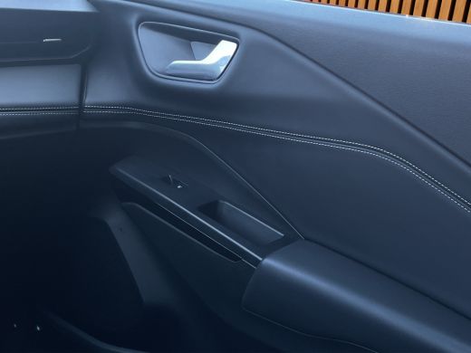Ford Puma 1.0 EcoBoost Hybrid Titanium | NL auto | 1e eig. | Navi | Draadloos Apple Carplay | Stoel- stuurv... ActivLease financial lease
