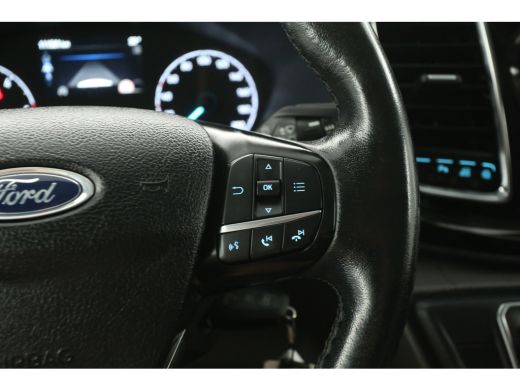 Ford Transit Custom 2.0 TDCI L2H1 185PK Sport | Automaat | Airco | Cruise | Camera | 3 Zits | Carplay | Trekhaak ActivLease financial lease
