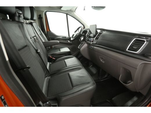 Ford Transit Custom 2.0 TDCI L2H1 185PK Sport | Automaat | Airco | Cruise | Camera | 3 Zits | Carplay | Trekhaak ActivLease financial lease